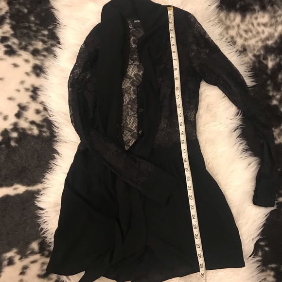 Black Lace Detailed Romper - Picture 7 of 8